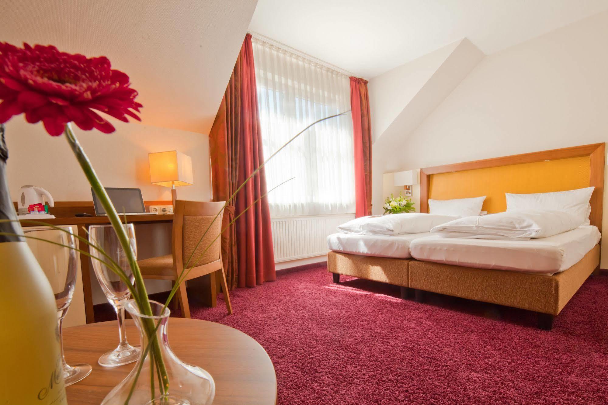 Flair Hotel Rieckmann Bispingen Esterno foto